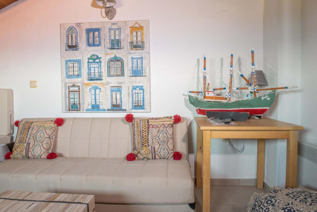 Dandy Villas Nea Roda - Melodic Waves - Private - Pool - Parking - Cellar 외부 사진