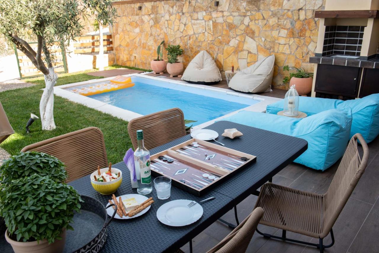 Dandy Villas Nea Roda - Melodic Waves - Private - Pool - Parking - Cellar 외부 사진